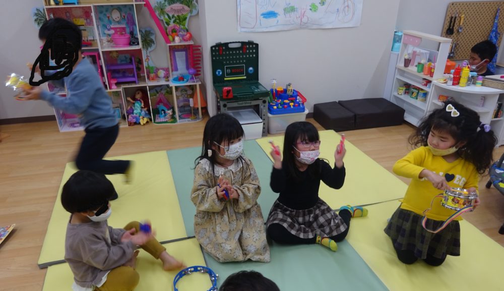 楽器に触れよう♪