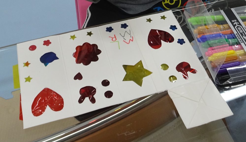 手作りランプもラストスパート！！