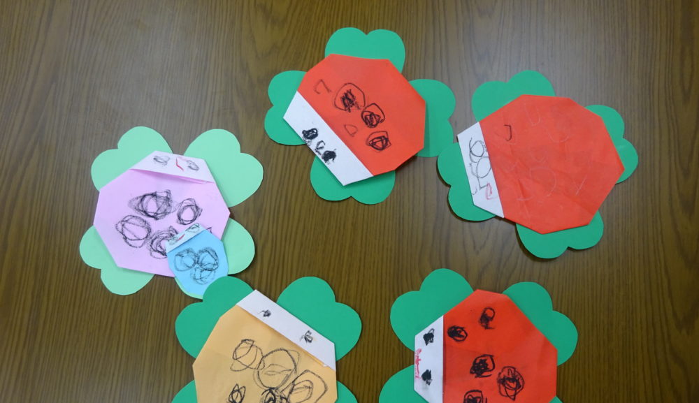 ☆折り紙(てんとう虫)☆